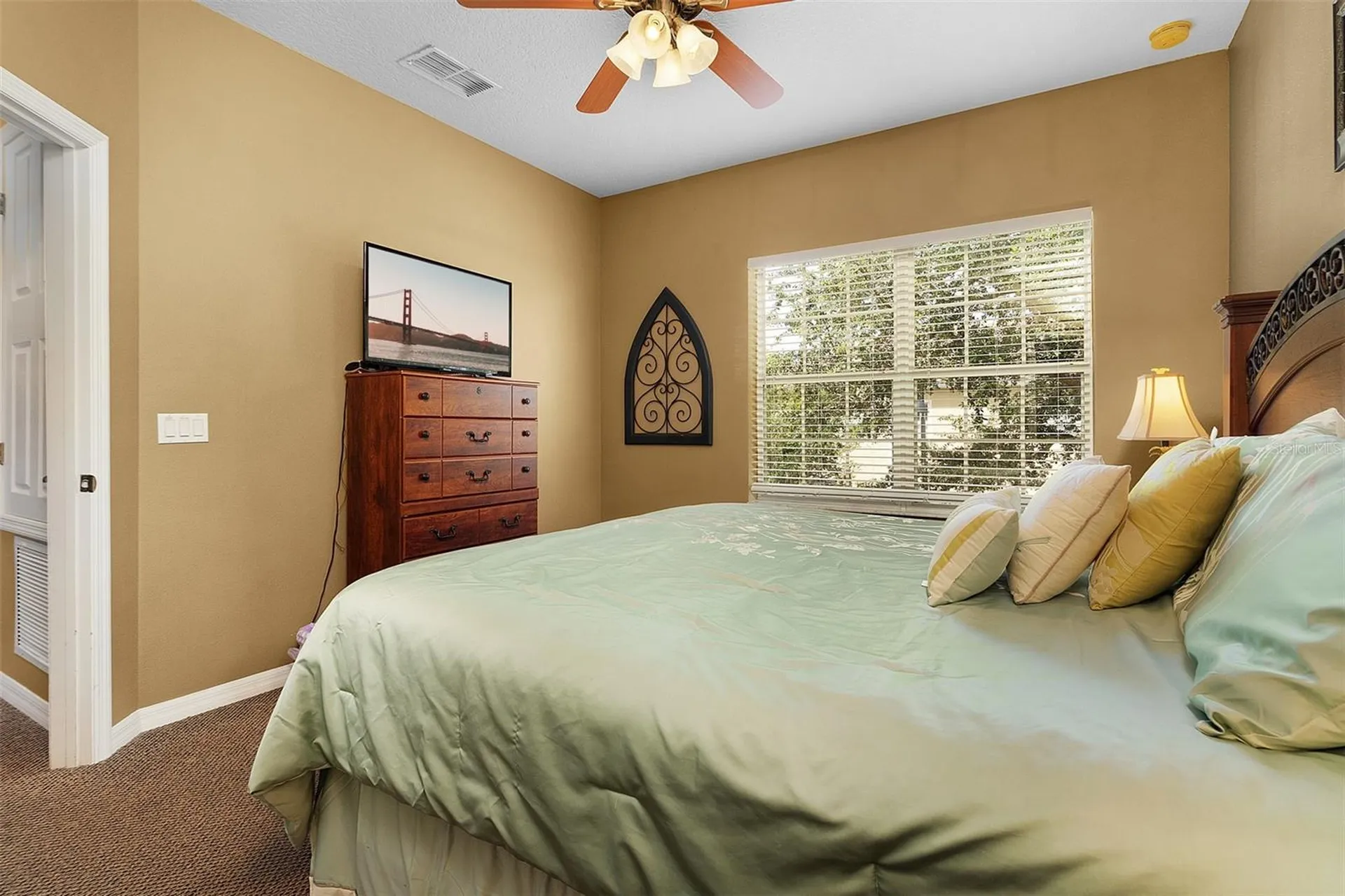 2837 Oakwater Drive Kissimmee FL 34747