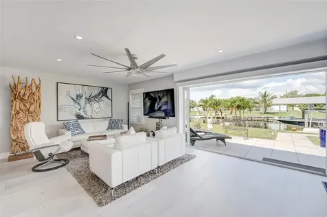 5204 Tower Drive Cape Coral FL 33904