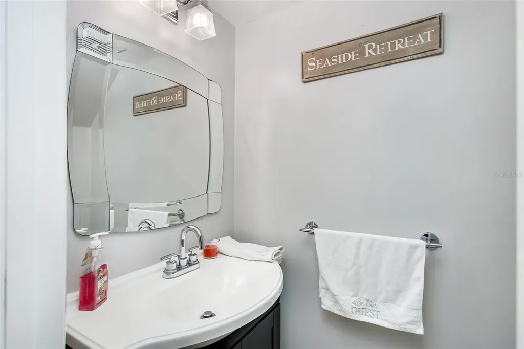 4779 Coquina Key Drive SE St Petersburg FL 33705