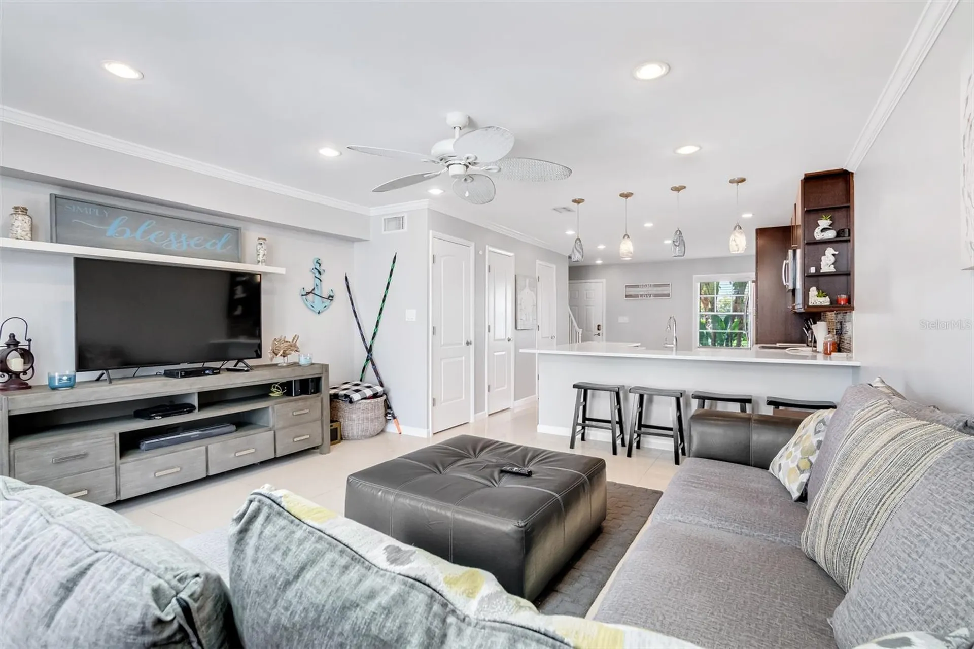4779 Coquina Key Drive SE St Petersburg FL 33705