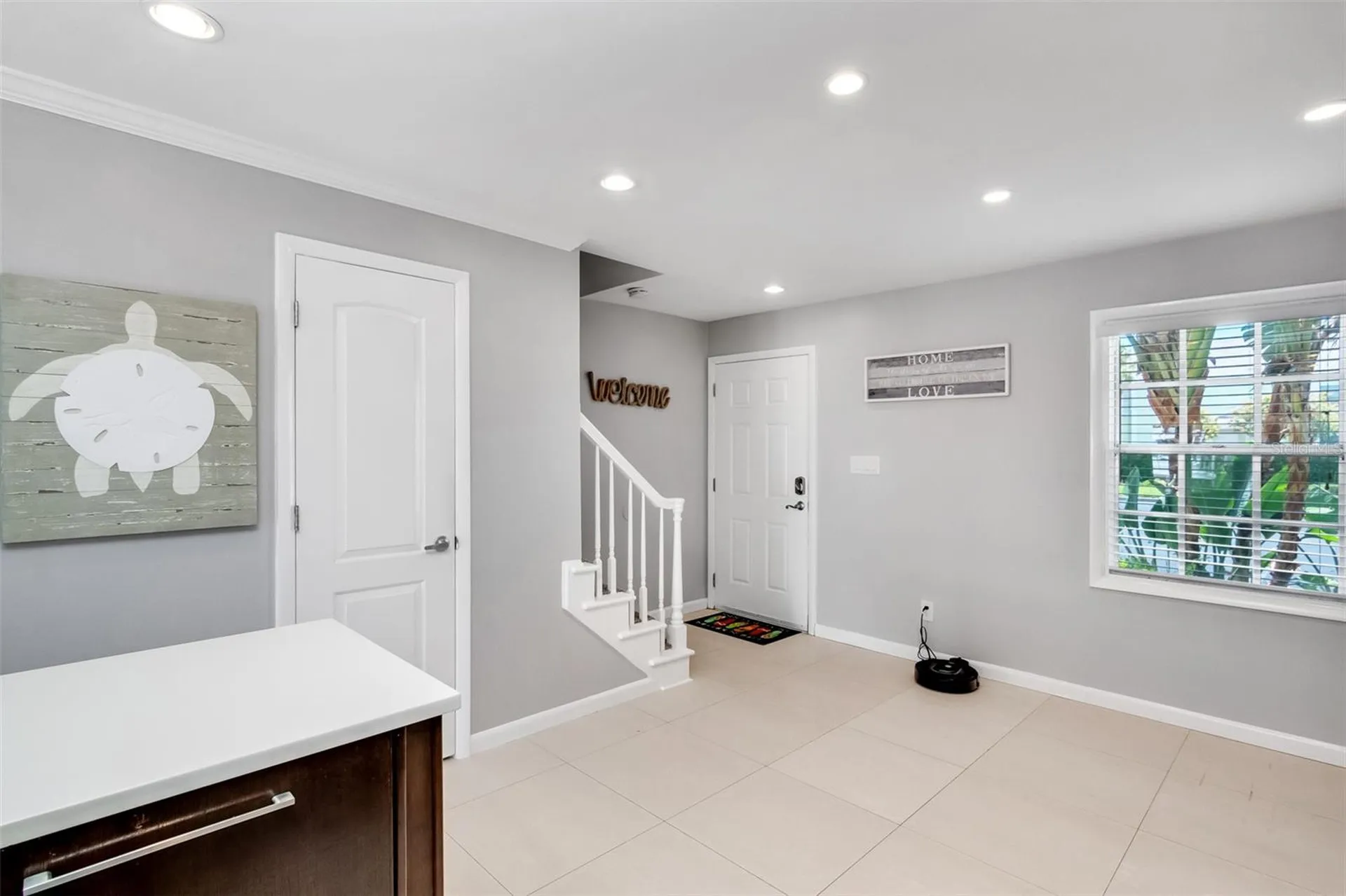 4779 Coquina Key Drive SE St Petersburg FL 33705