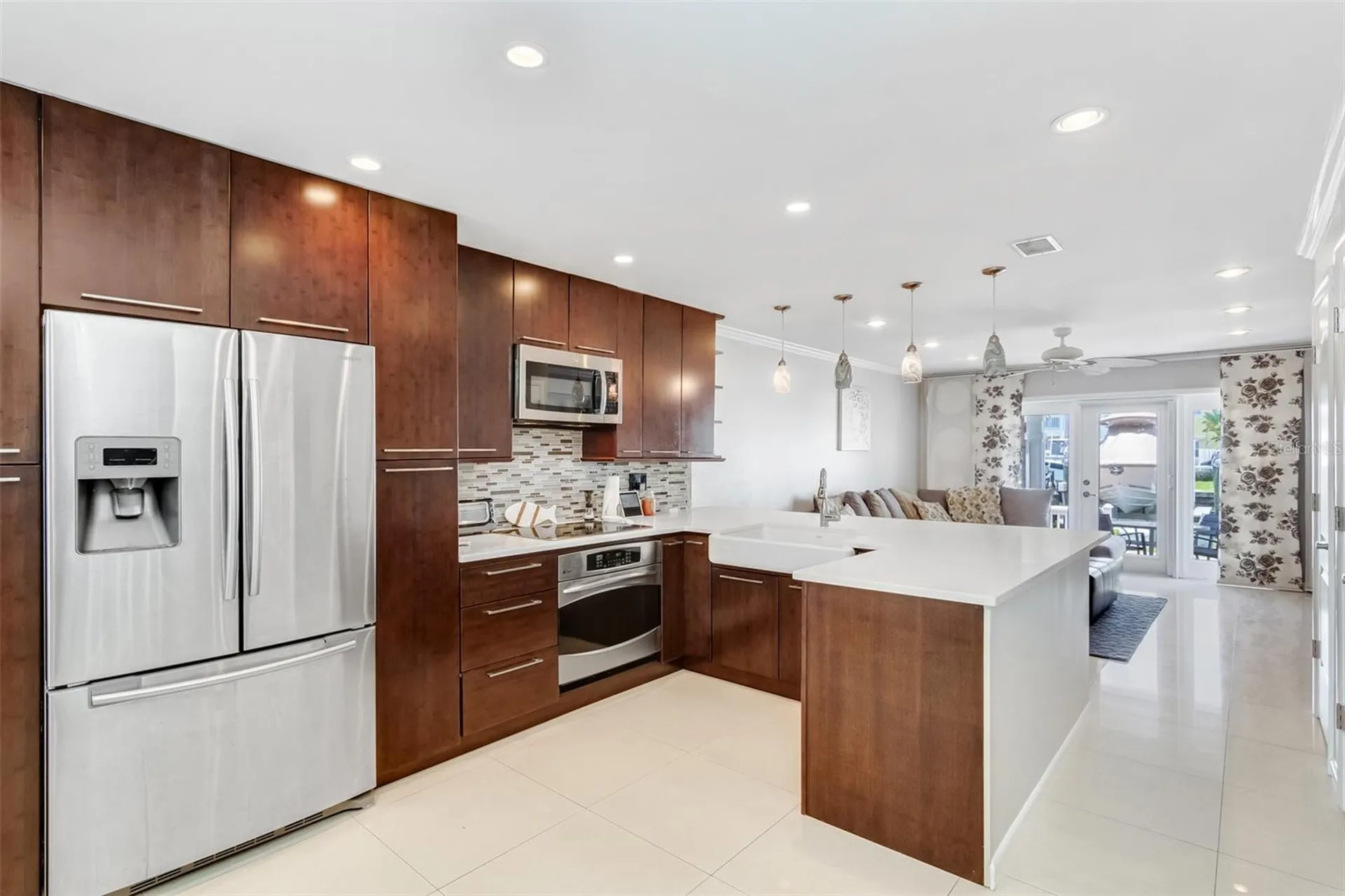 4779 Coquina Key Drive SE St Petersburg FL 33705