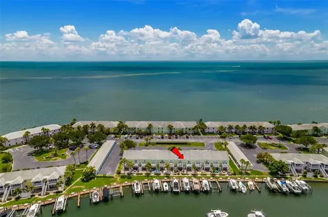4779 Coquina Key Drive SE St Petersburg FL 33705