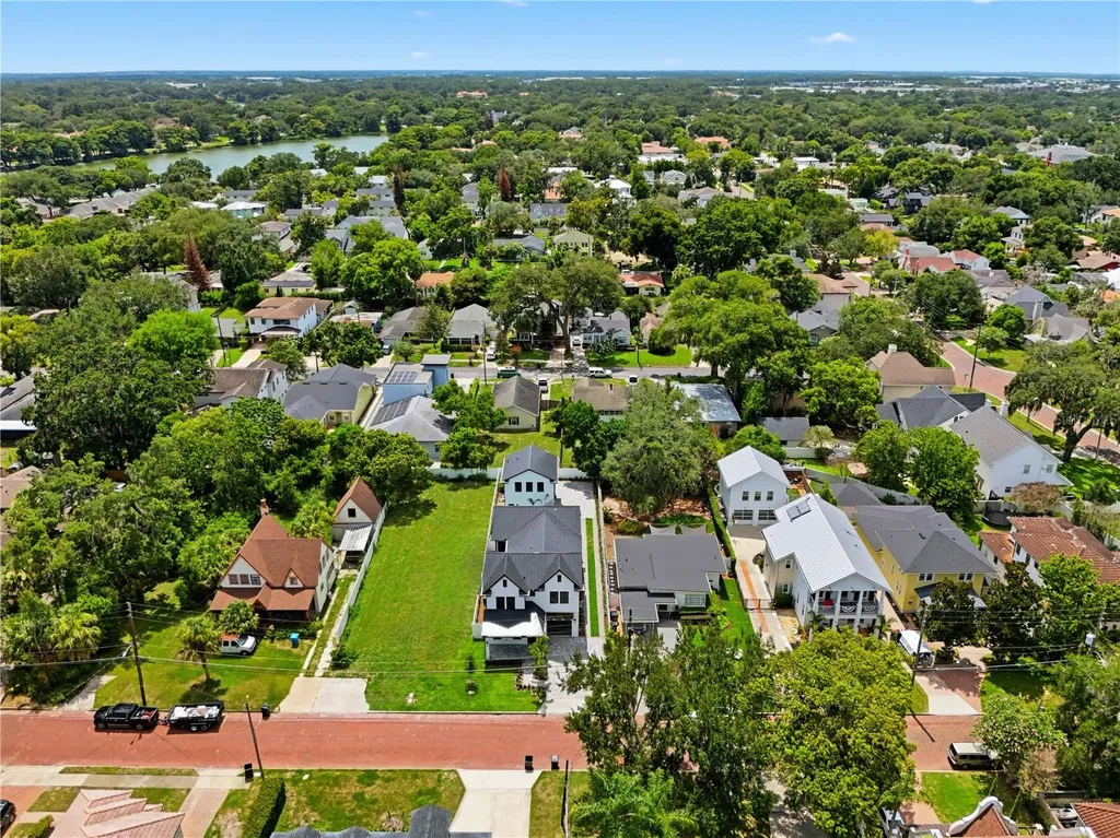 1222 Poinsettia Avenue Orlando FL 32804