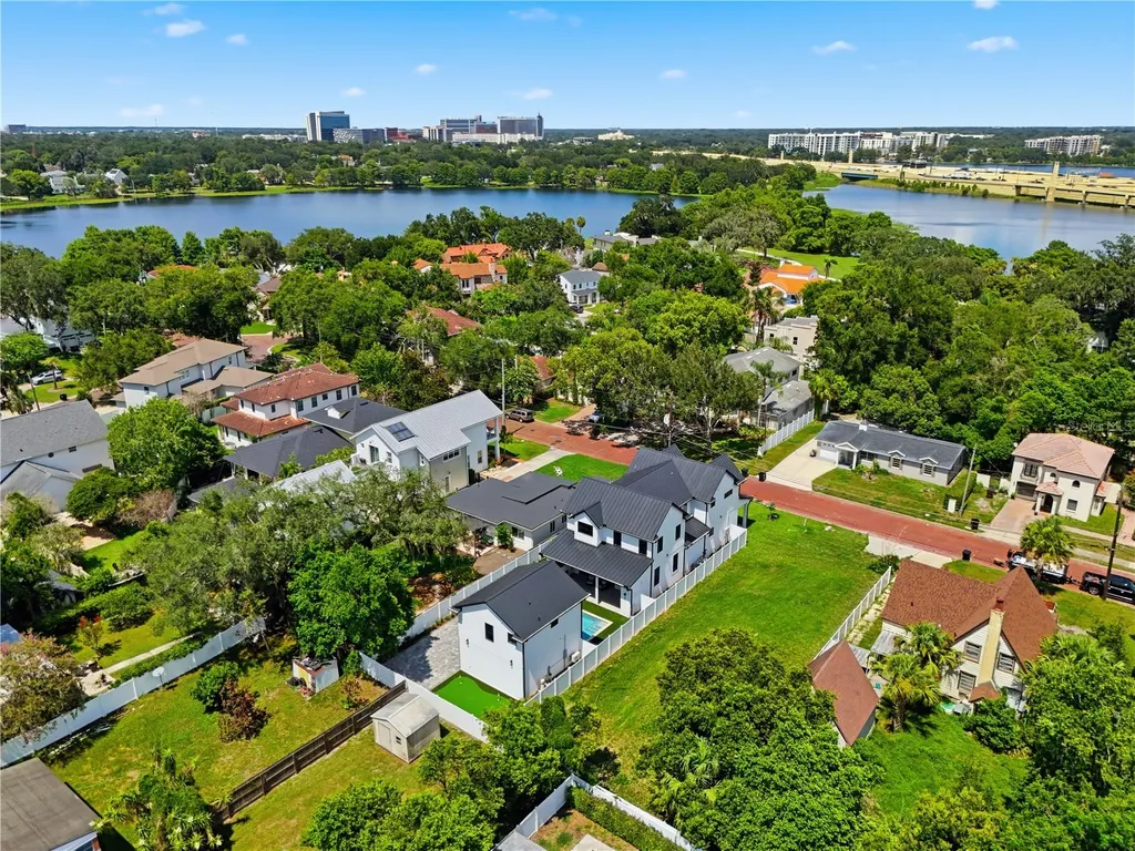 1222 Poinsettia Avenue Orlando FL 32804