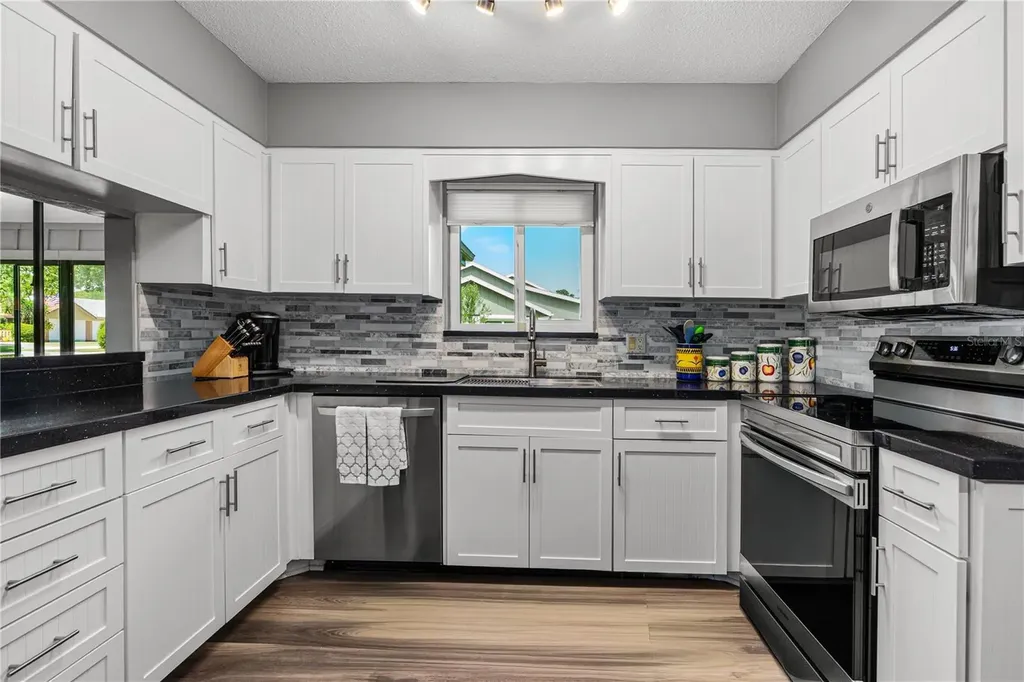 34 Lake Fairgreen Circle New Smyrna Beach FL 32168
