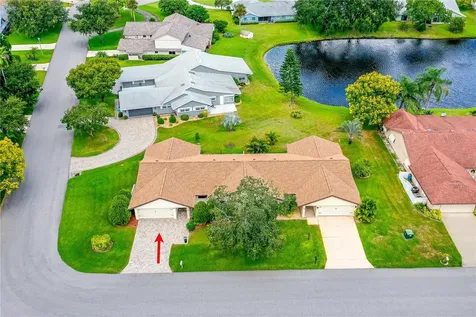 34 Lake Fairgreen Circle New Smyrna Beach FL 32168