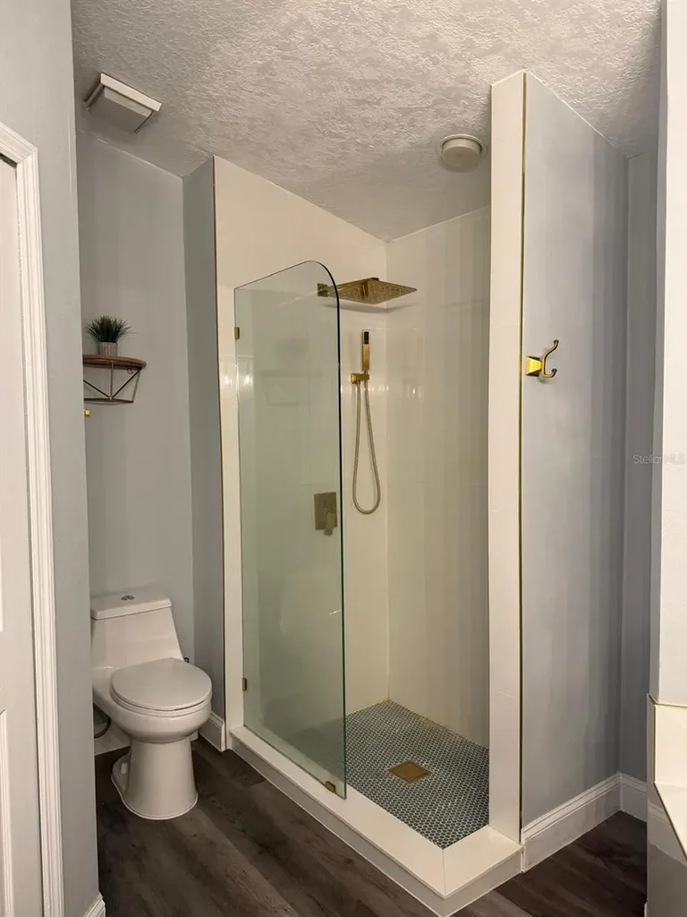 18561 3dr Avenue Orlando FL 32820