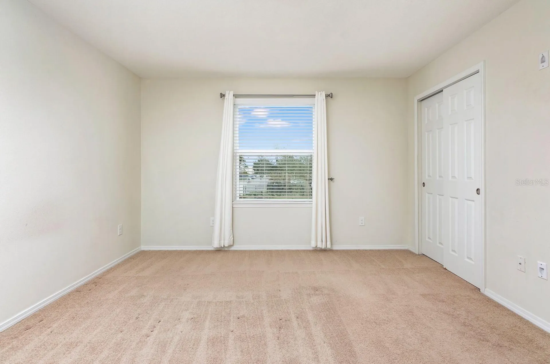 4770 White Sanderling Court Tampa FL 33619