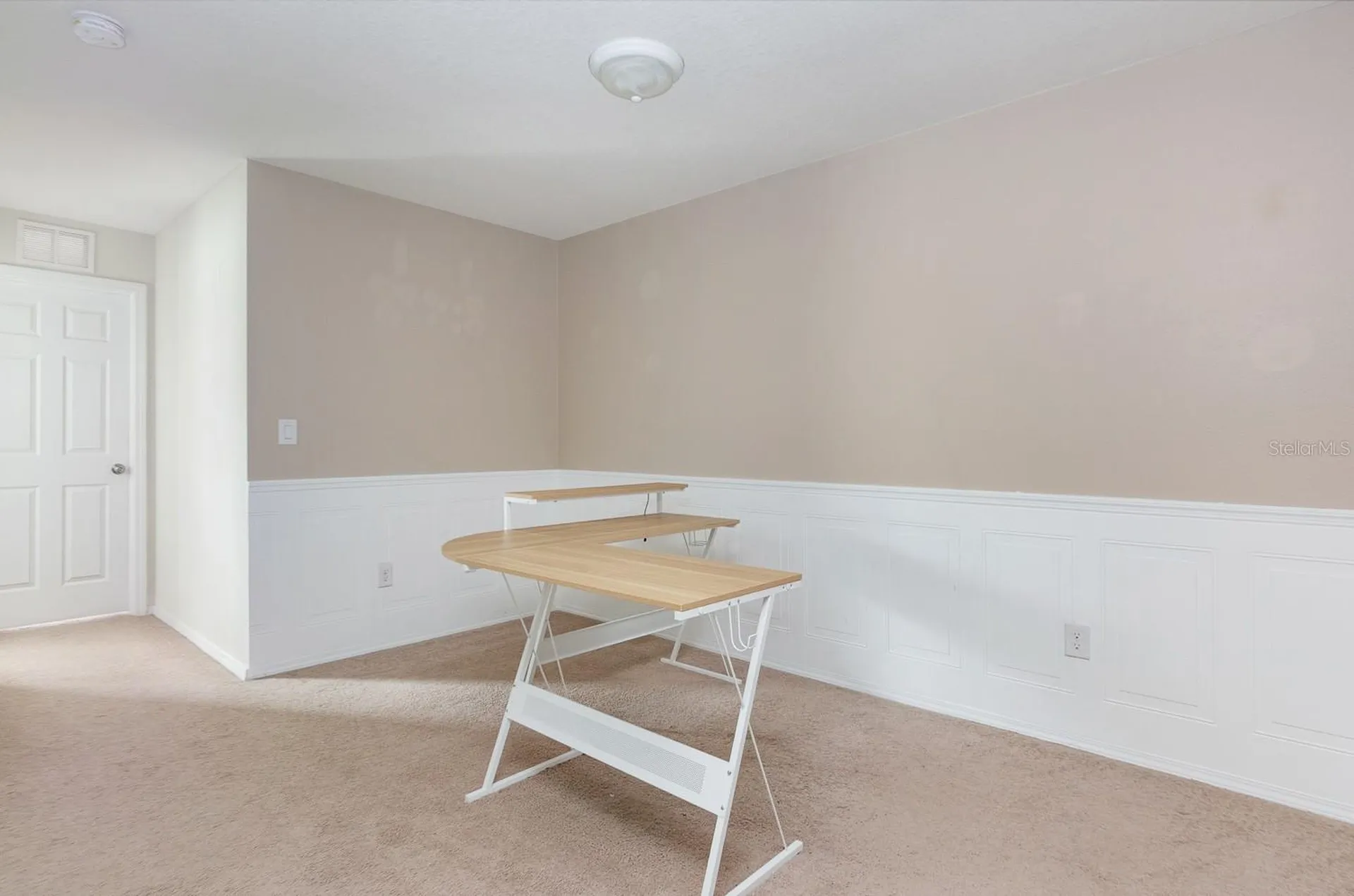 4770 White Sanderling Court Tampa FL 33619
