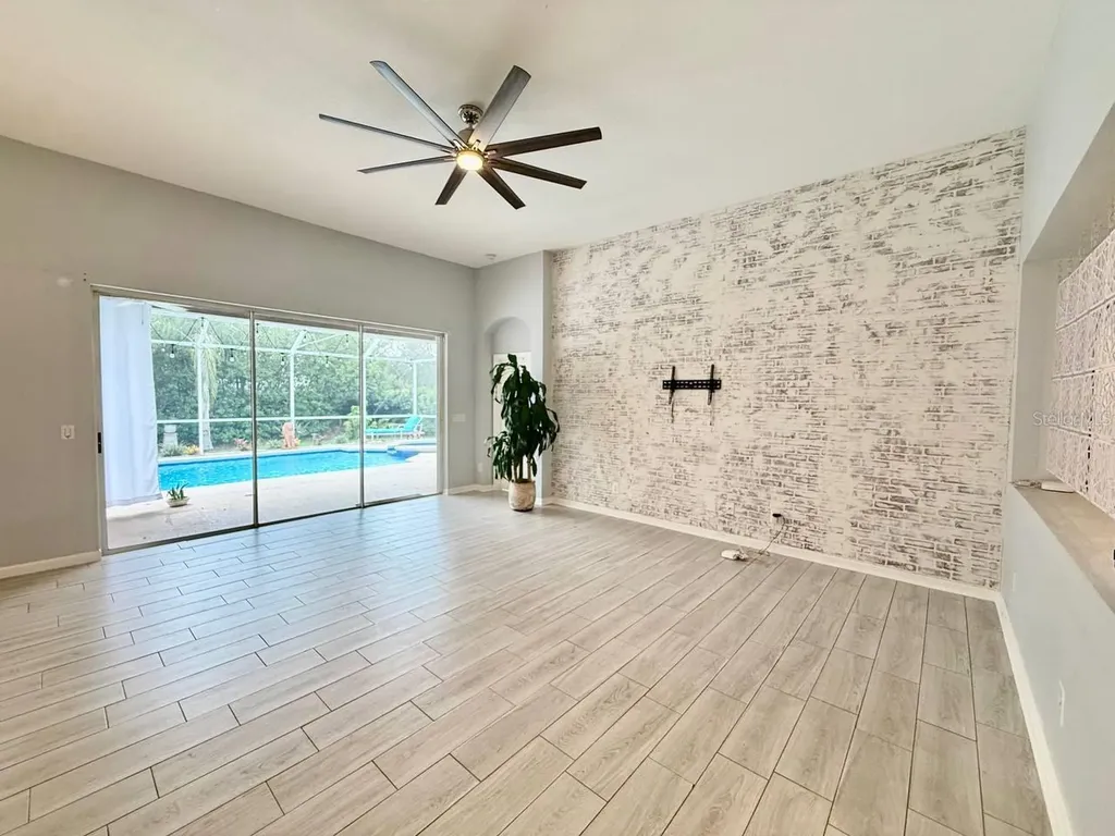 4301 River Close Boulevard Valrico FL 33596