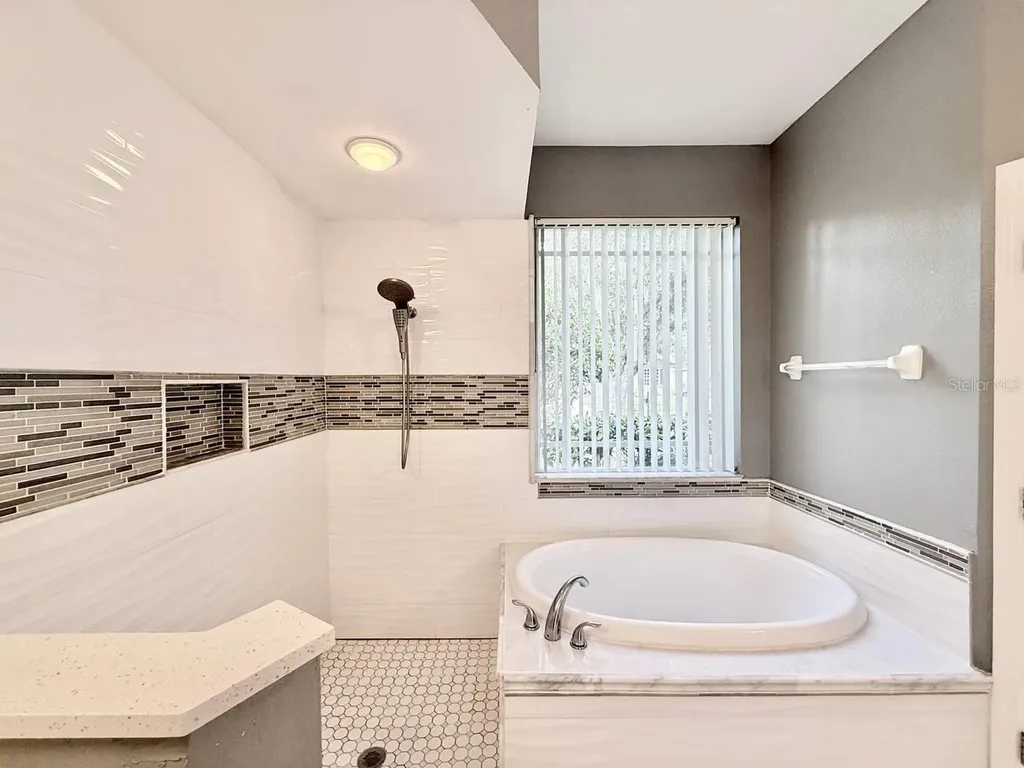 4301 River Close Boulevard Valrico FL 33596