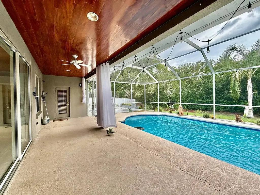 4301 River Close Boulevard Valrico FL 33596