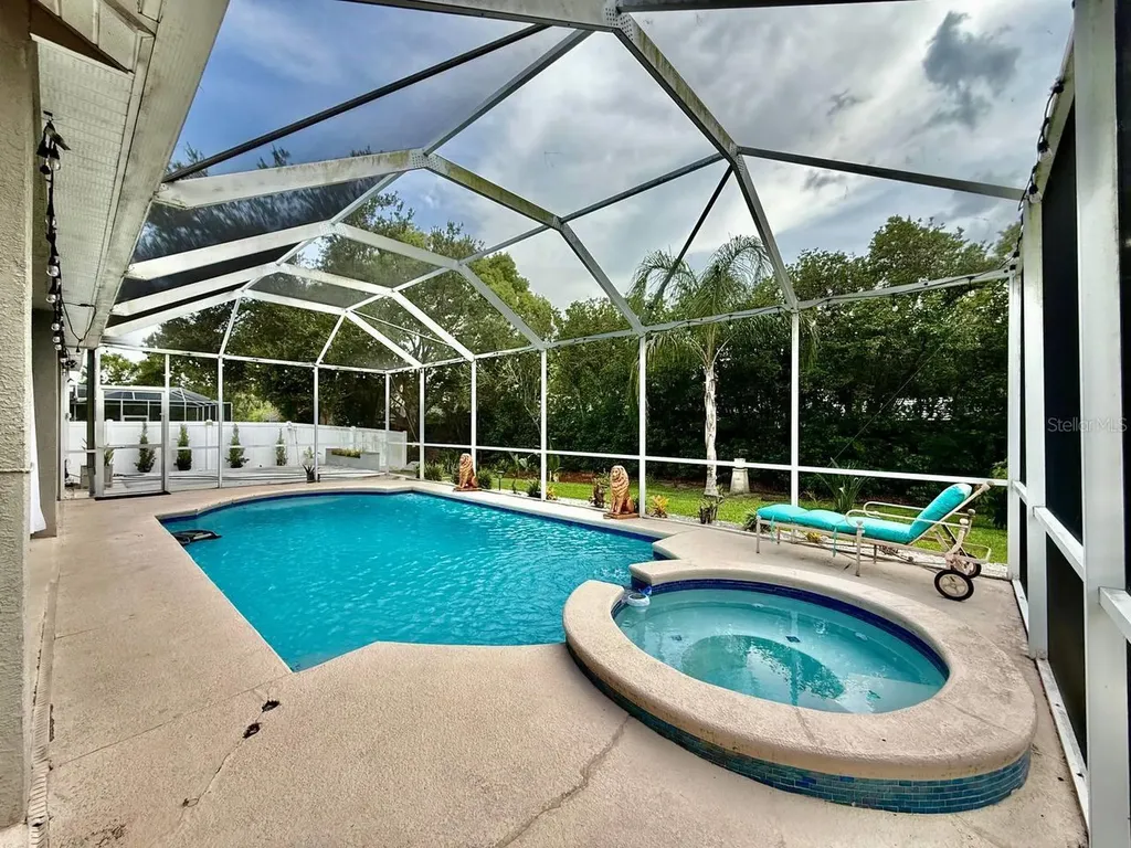 4301 River Close Boulevard Valrico FL 33596