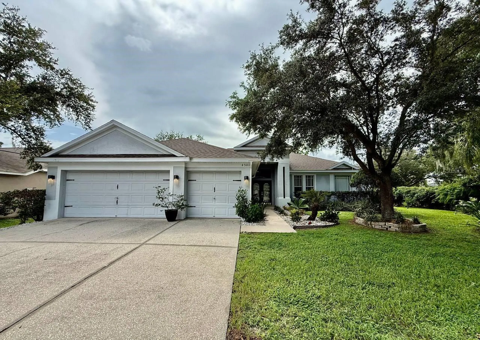 4301 River Close Boulevard Valrico FL 33596