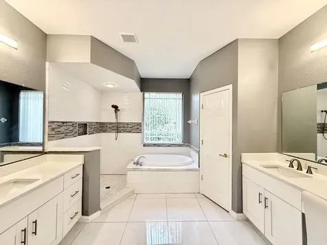 4301 River Close Boulevard Valrico FL 33596