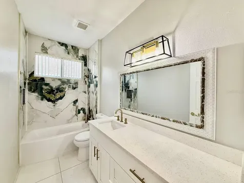 4301 River Close Boulevard Valrico FL 33596