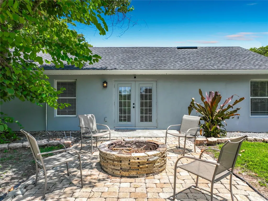 1193 Lake Lucerne Circle Winter Springs FL 32708