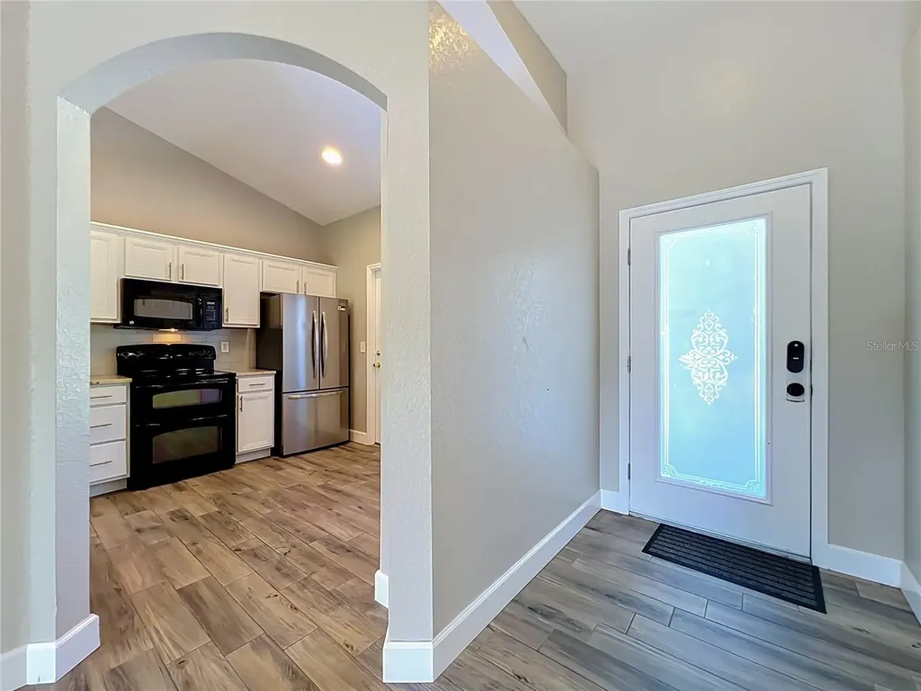 1193 Lake Lucerne Circle Winter Springs FL 32708