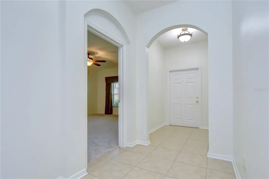 426 Summerlyn Drive Valrico FL 33594