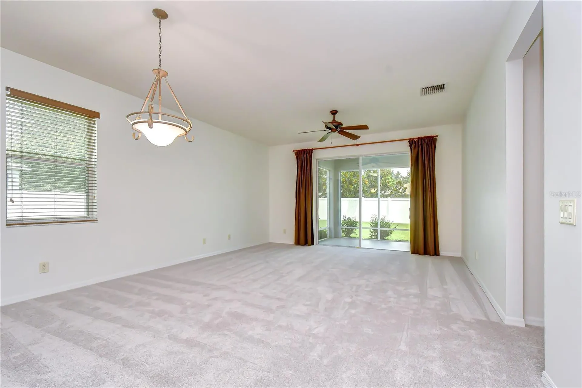 426 Summerlyn Drive Valrico FL 33594