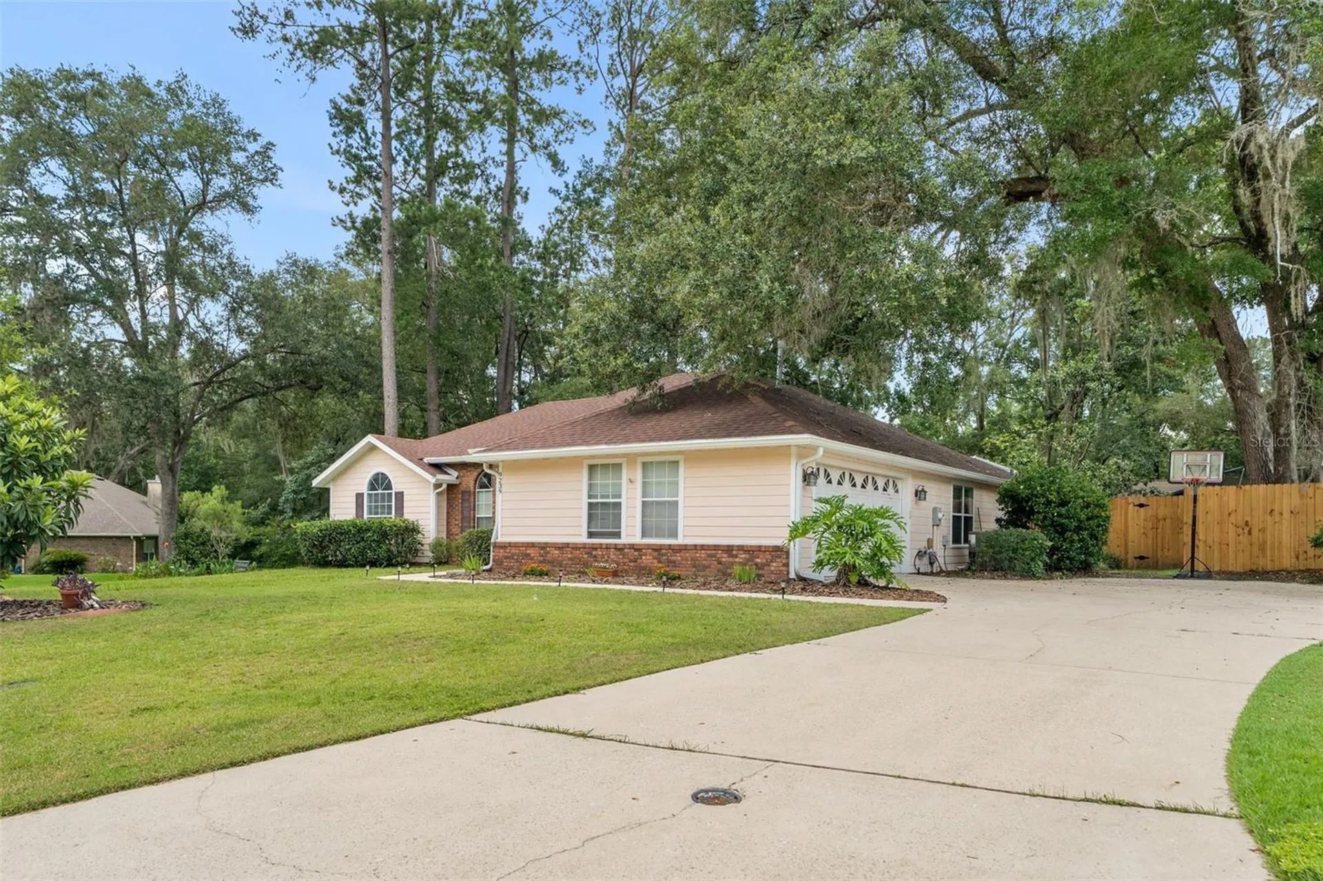 9239 NW 16th Place Gainesville FL 32606