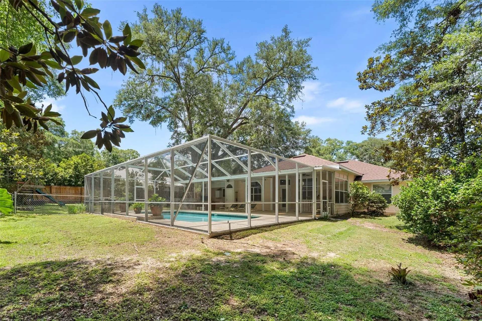 9239 NW 16th Place Gainesville FL 32606
