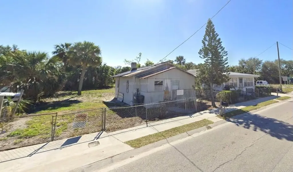 314 Avenue Y NE Winter Haven FL 33881