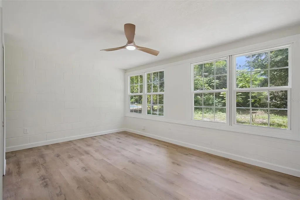 137 Lucerne Drive Debary FL 32713