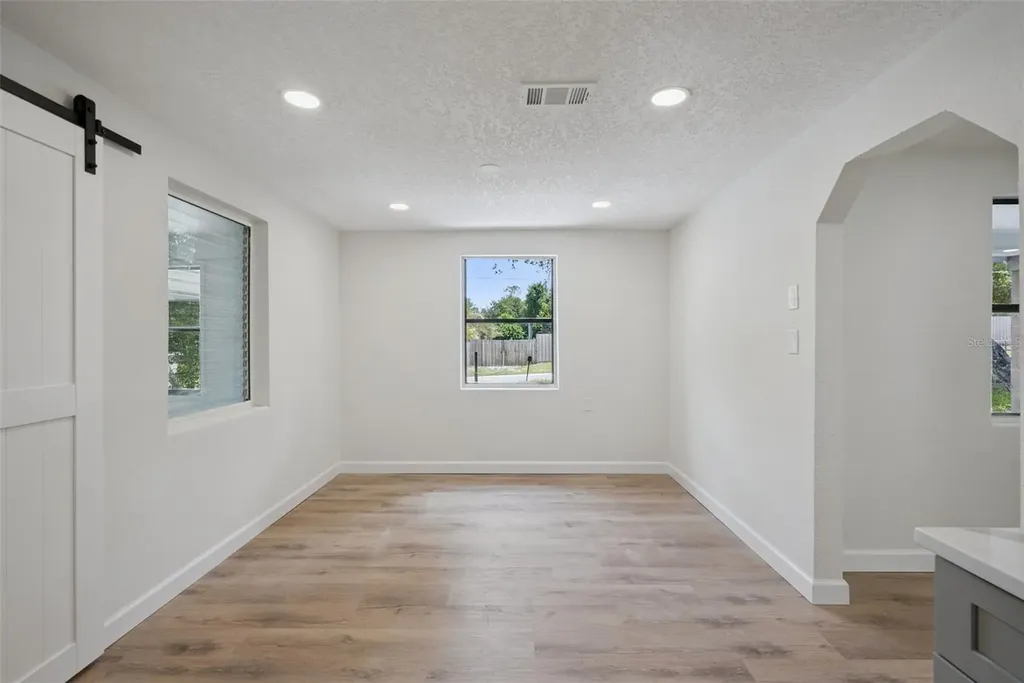 137 Lucerne Drive Debary FL 32713