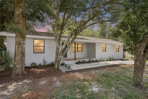 137 Lucerne Drive Debary FL 32713