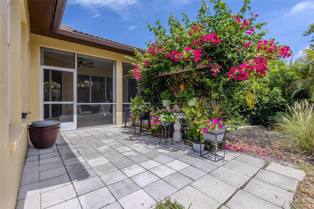 4092 Hearthstone Drive Sarasota FL 34238