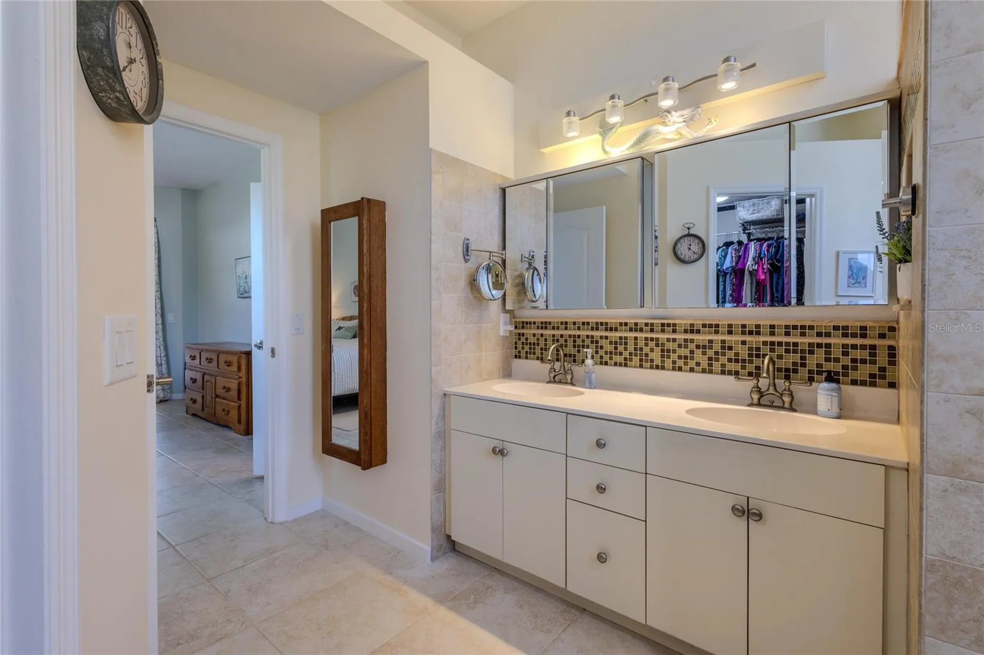 4092 Hearthstone Drive Sarasota FL 34238