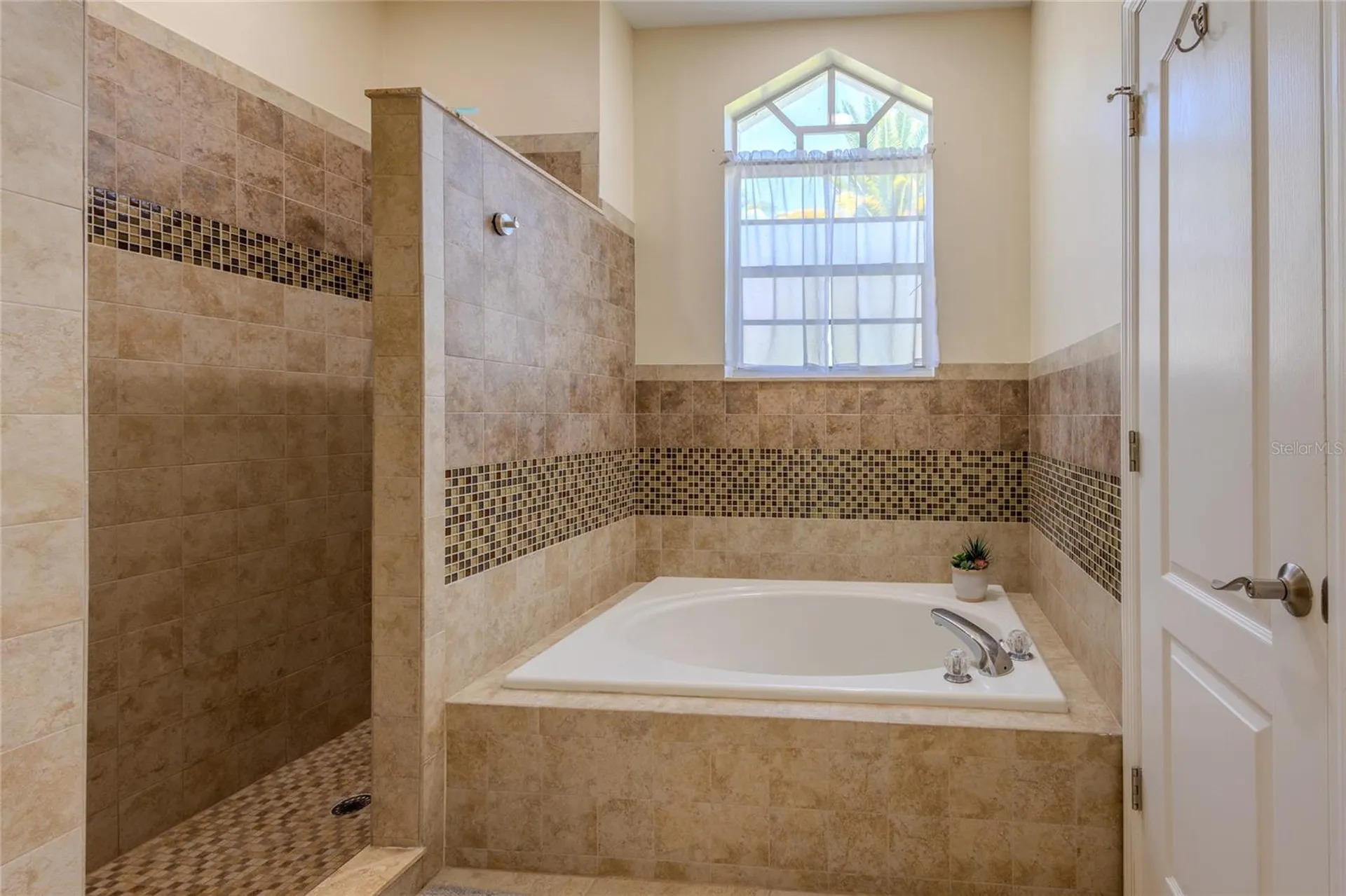4092 Hearthstone Drive Sarasota FL 34238