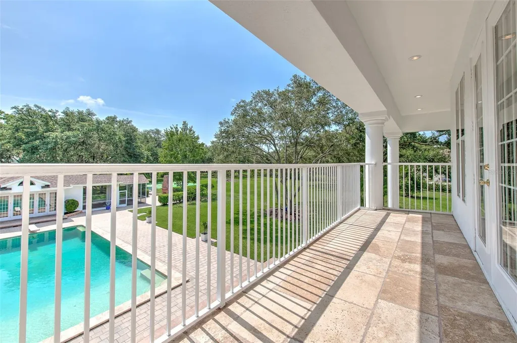 11444 Hammock Oaks Court Lithia FL 33547