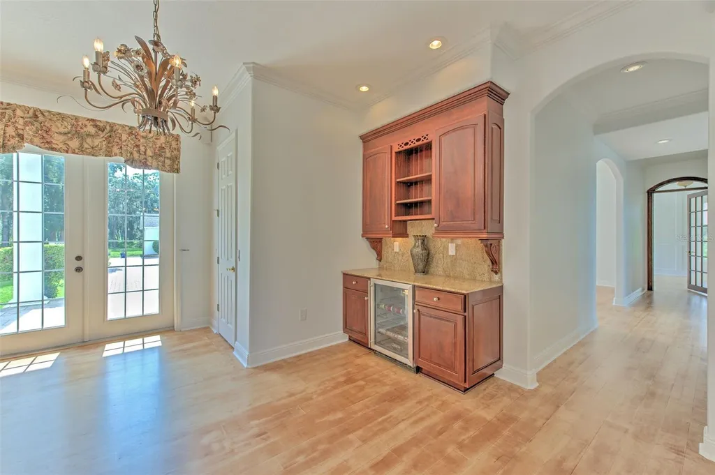 11444 Hammock Oaks Court Lithia FL 33547