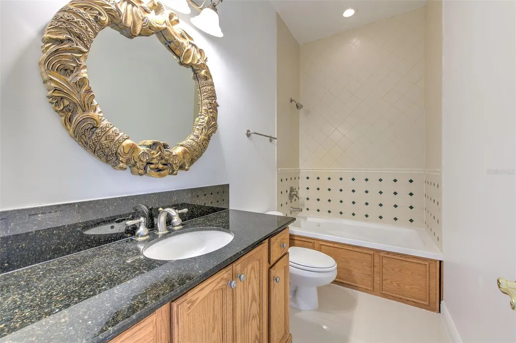 11444 Hammock Oaks Court Lithia FL 33547