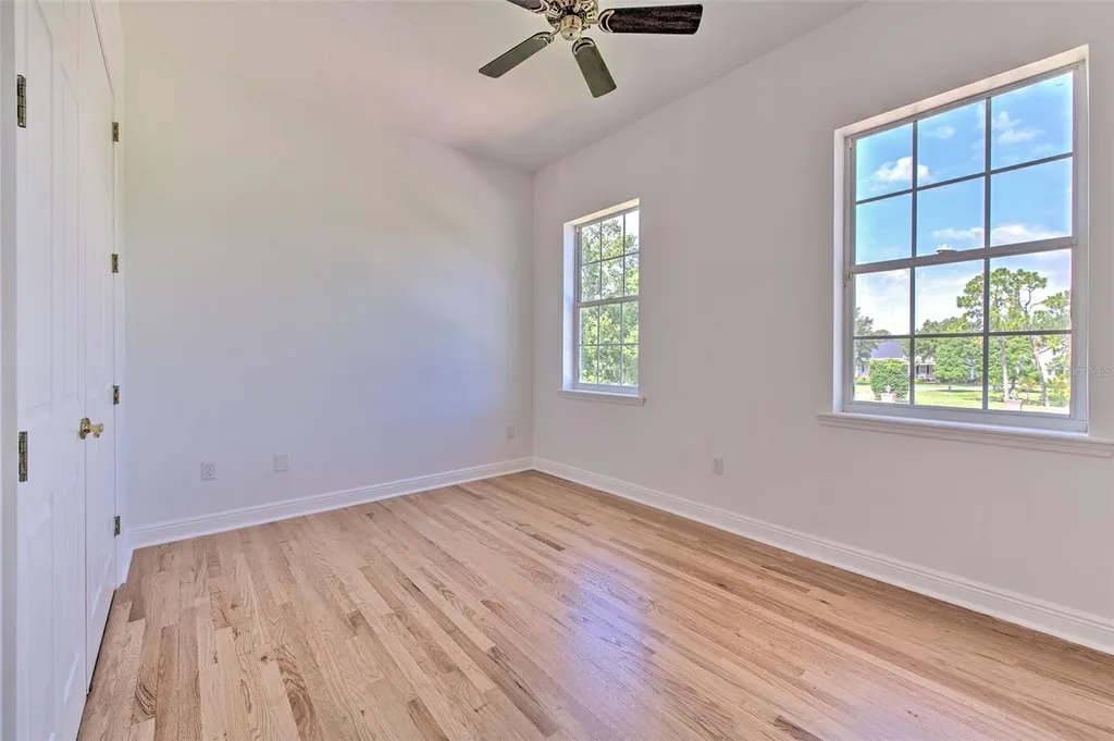 11444 Hammock Oaks Court Lithia FL 33547