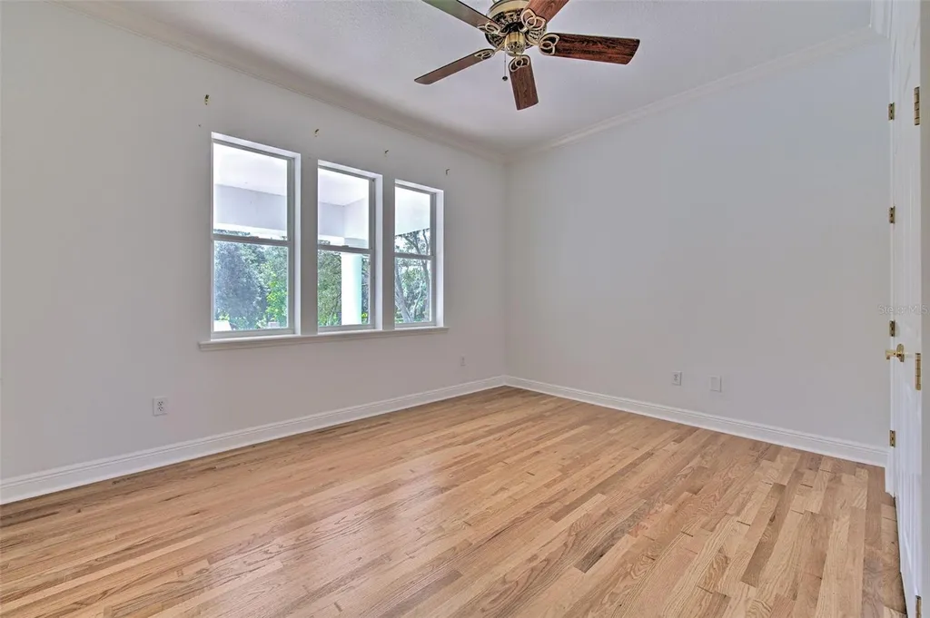 11444 Hammock Oaks Court Lithia FL 33547