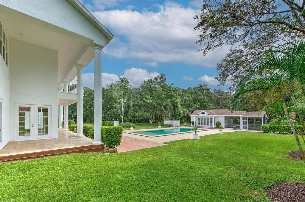 11444 Hammock Oaks Court Lithia FL 33547