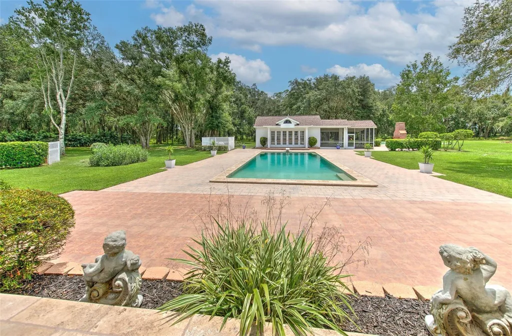 11444 Hammock Oaks Court Lithia FL 33547