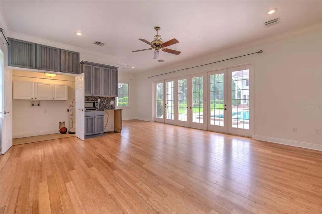 11444 Hammock Oaks Court Lithia FL 33547