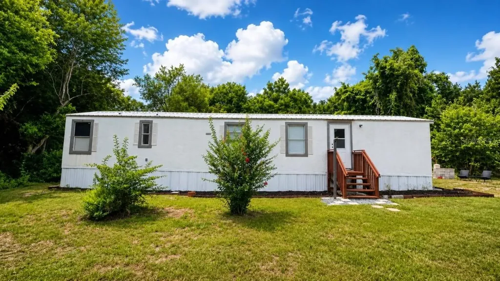24325 SW 46th Avenue Newberry FL 32669