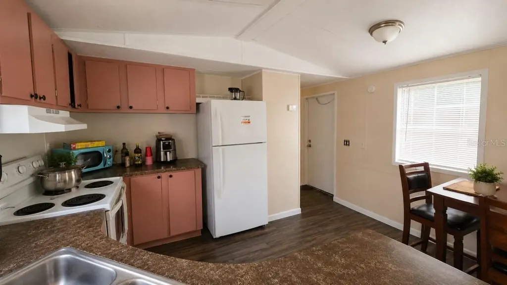 24325 SW 46th Avenue Newberry FL 32669