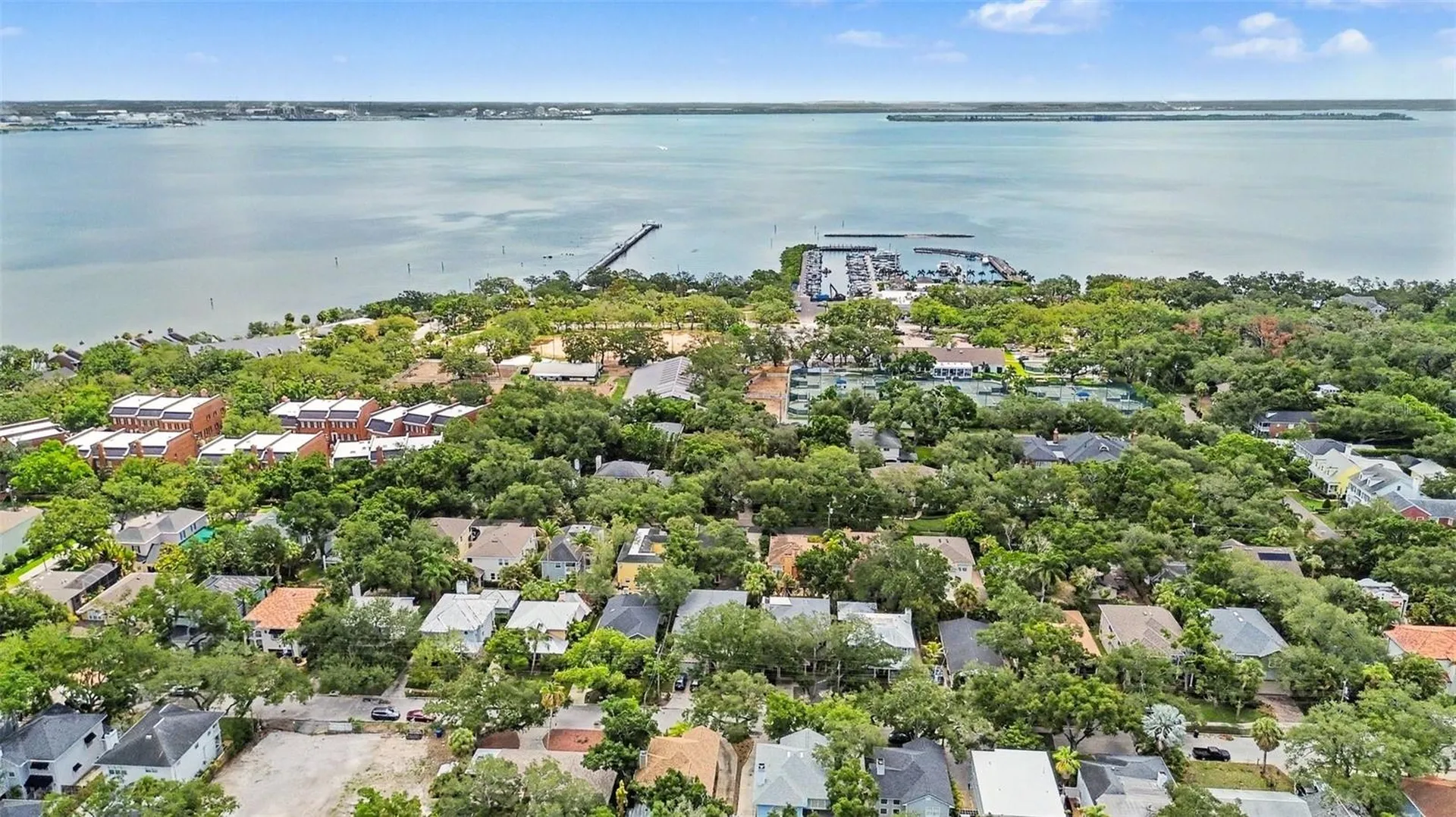 5217 S Crescent Drive Tampa FL 33611