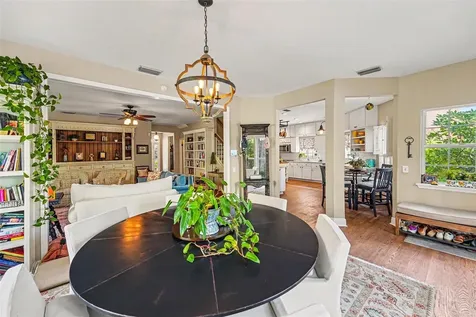 5217 S Crescent Drive Tampa FL 33611