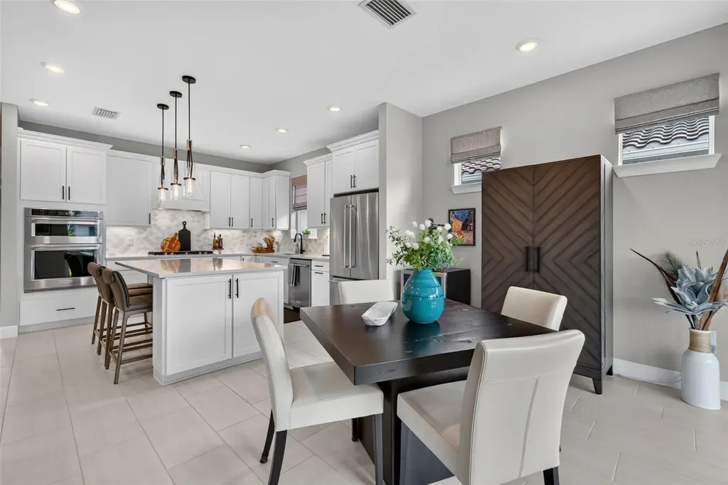10004 Coral Shore Drive Englewood FL 34223