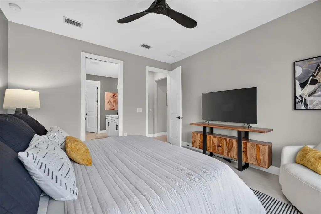 10004 Coral Shore Drive Englewood FL 34223