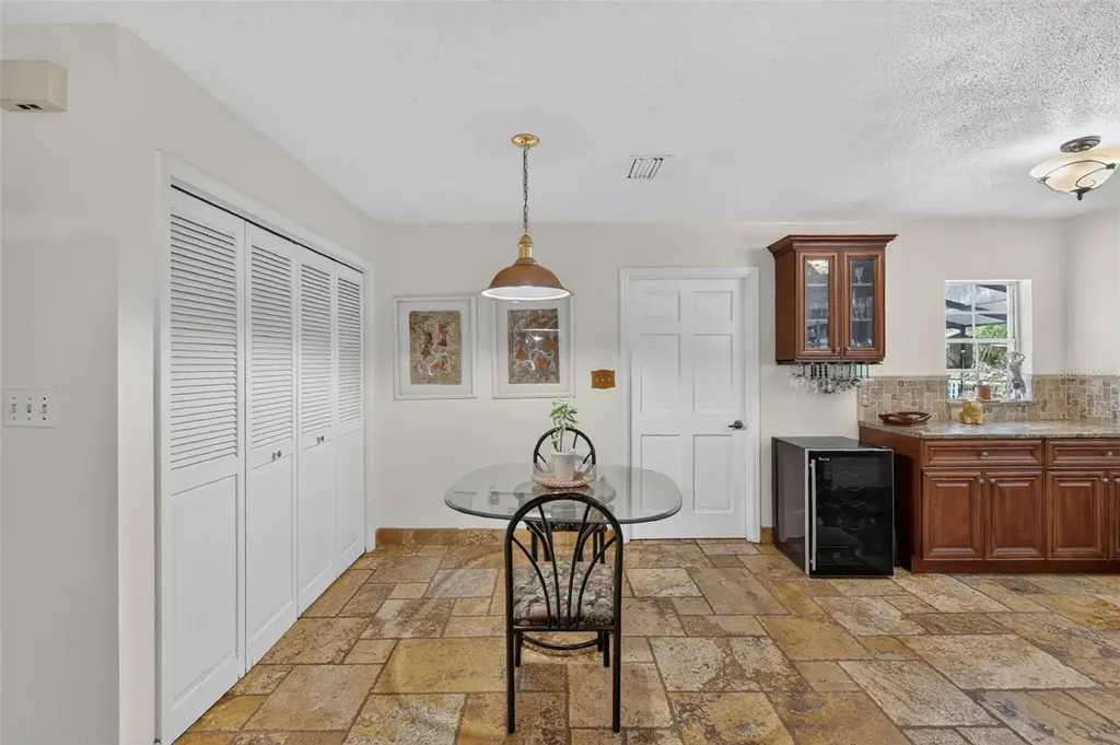 22740 County Road 44a Eustis FL 32736