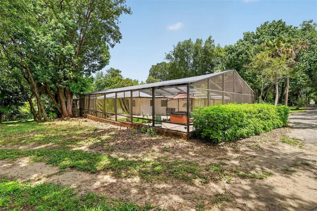 22740 County Road 44a Eustis FL 32736